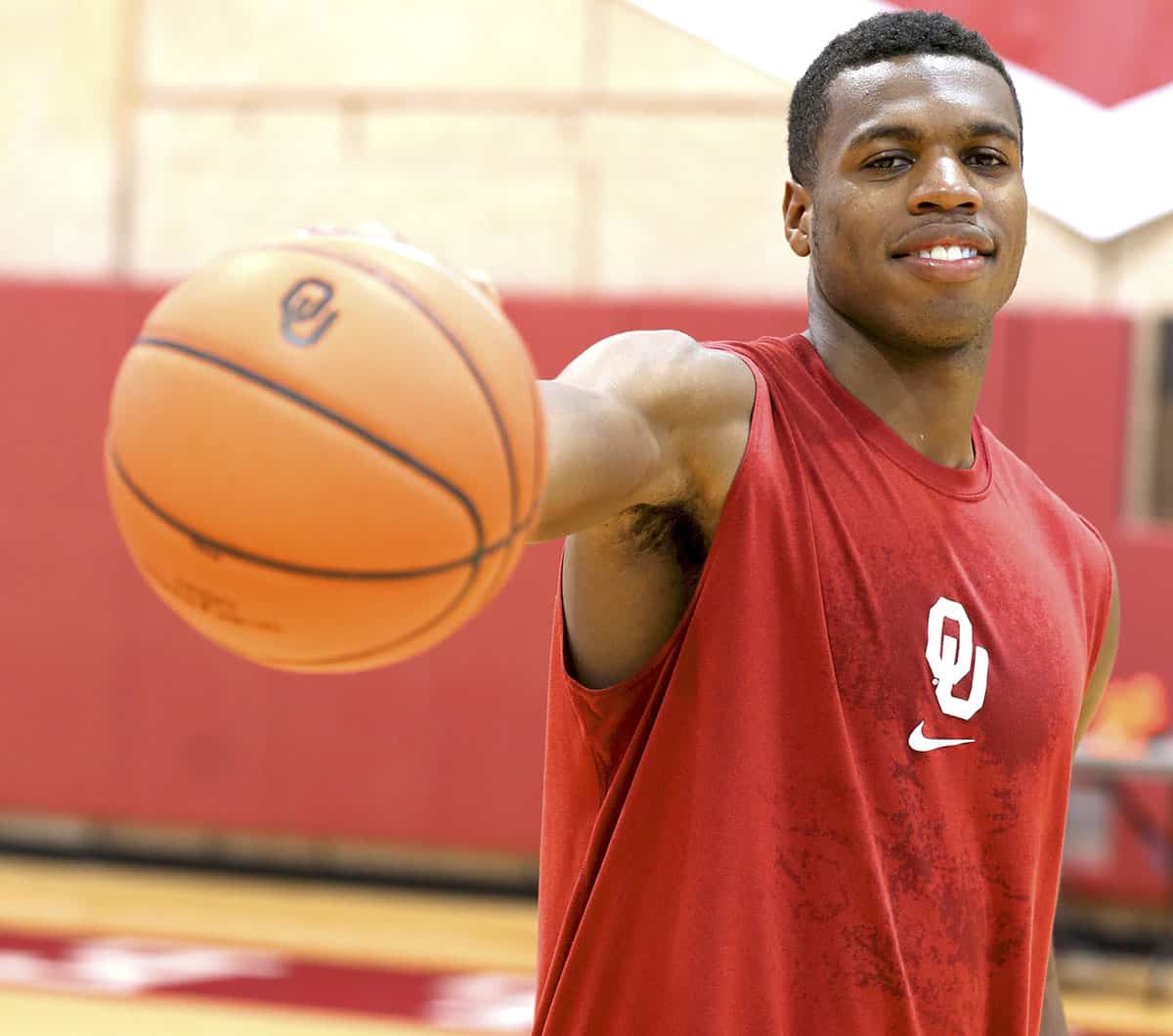 Buddy Hield, a smile from Bahamas