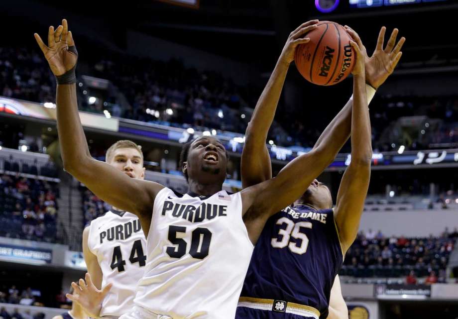 Purdue is back to winning, Indiana falls