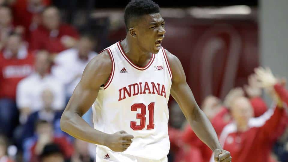 Acc-big Ten, Indiana sorprende unC