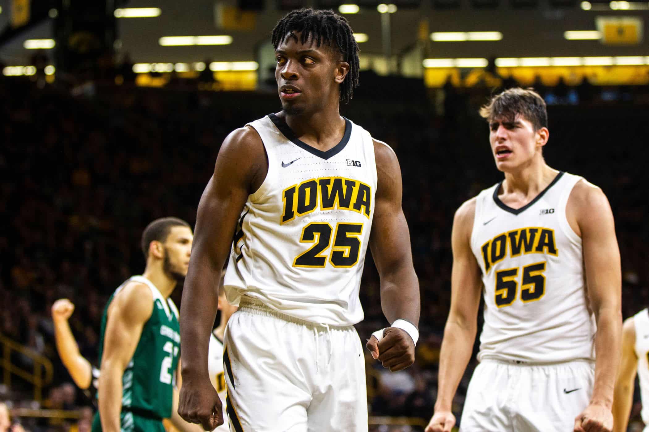 Tyler Cook e Luka Garza - Iowa