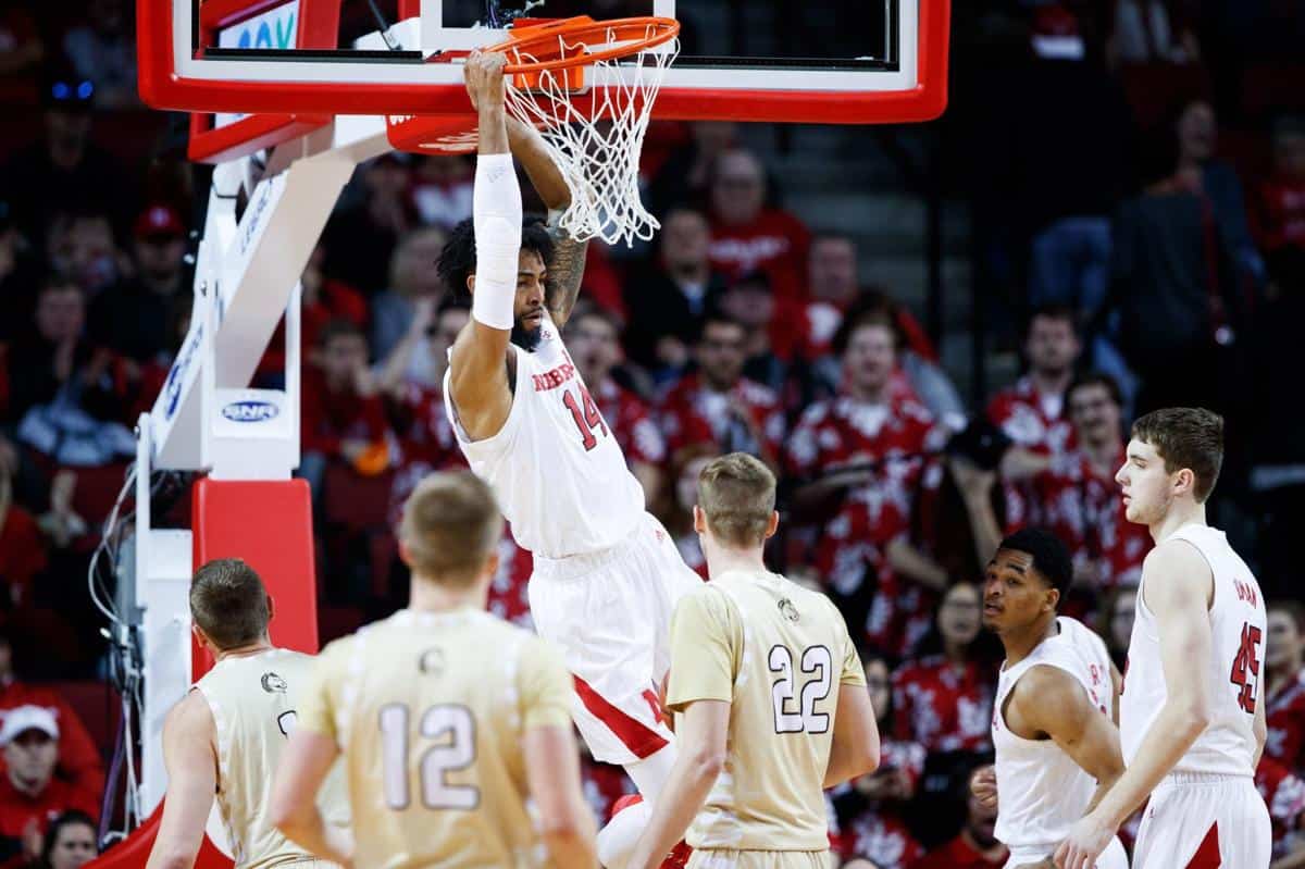 Nebraska sempre meglio, Iowa pericolosa