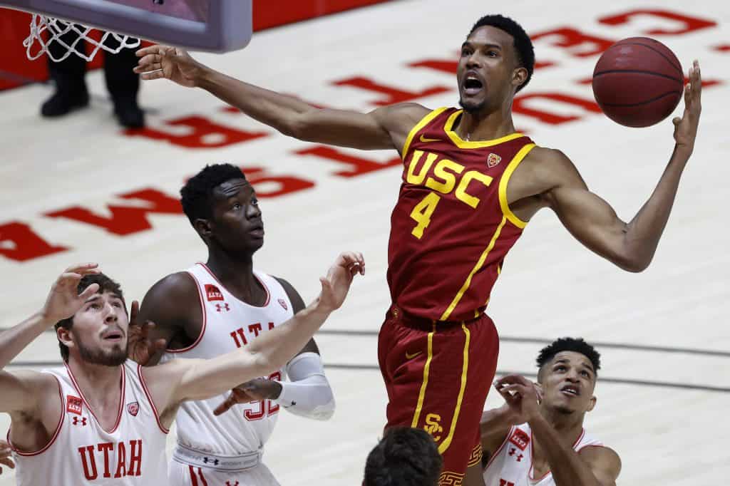 BasketballNcaa - USC Mobley