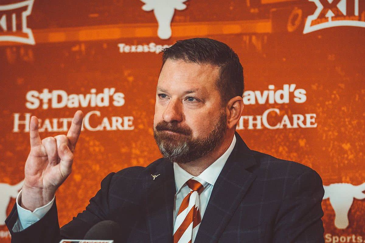 BasketballNcaa - Chris Beard Texas