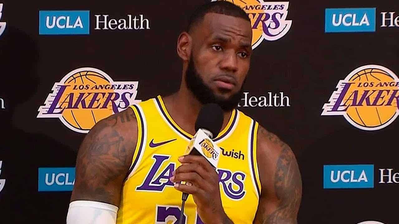 BasketballNcaa – LeBron James BasketballNcaa - LeBron James