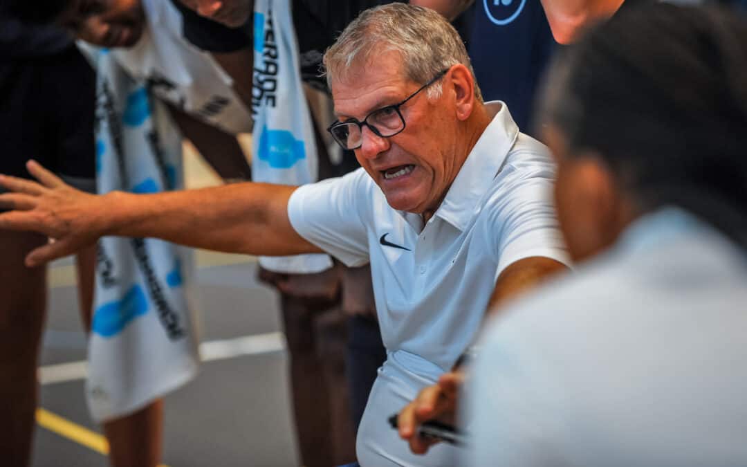 Geno Auriemma a ruota libera sul college basket femminile