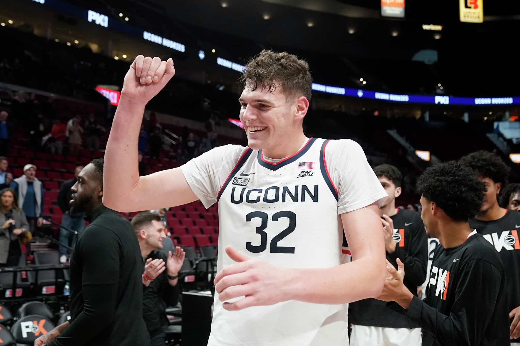 UConn - Clingan